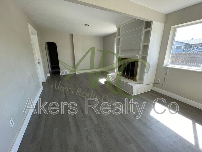Building Photo - 1404 Beulah Ave