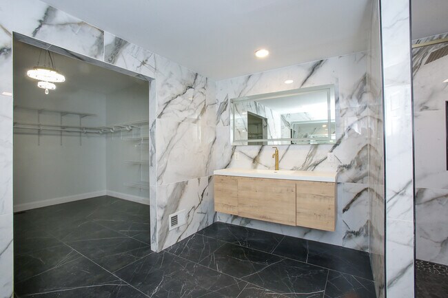 Building Photo - 1508 Mullis Rd