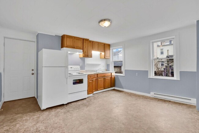 Building Photo - 51 Dwight St