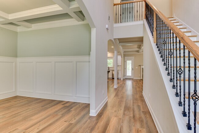 Building Photo - 4050 Stowe Dr