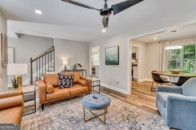 Building Photo - 2145 Lindley Ln