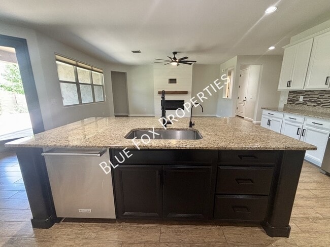 Building Photo - 11718 N Key Lime Pl
