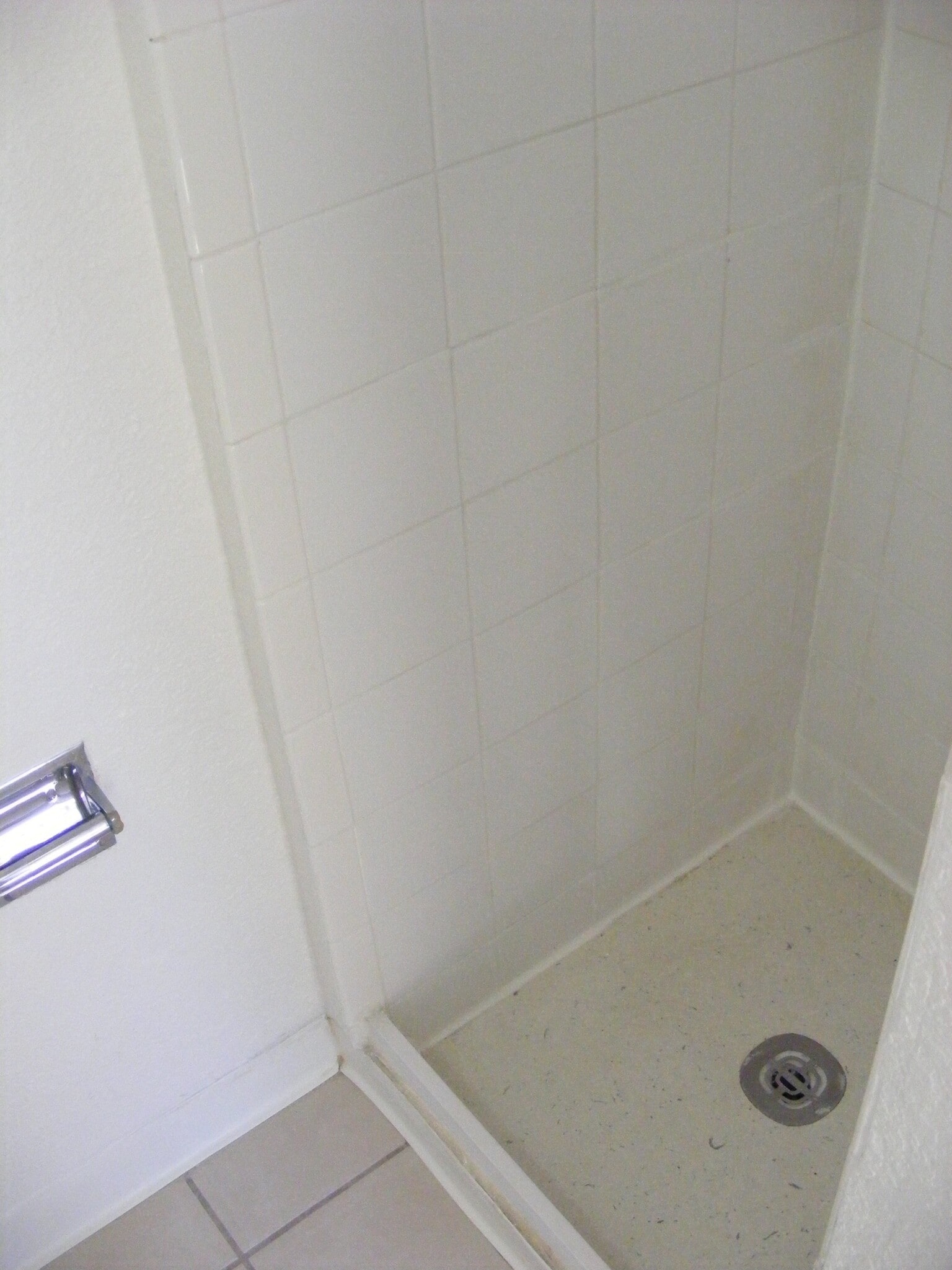 Building Photo - 115 N Park St