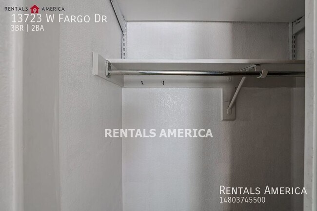 Building Photo - Charming 3BR/2BA Home in Surprise