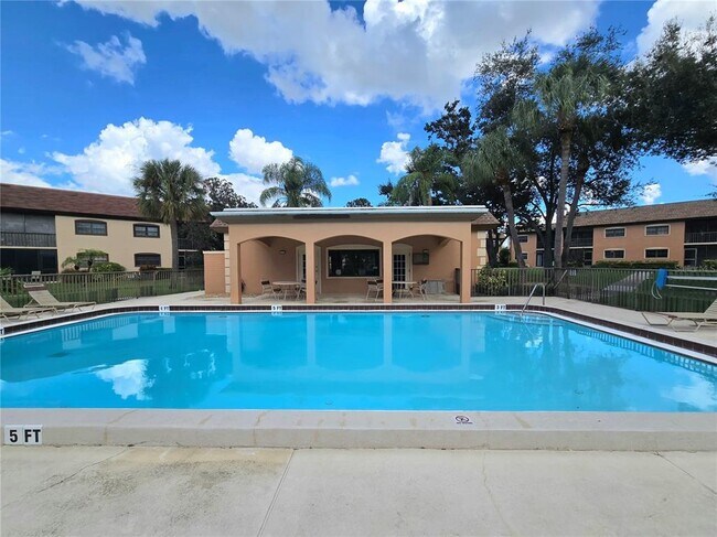 Building Photo - 12900 Vonn Rd