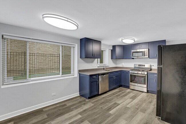 Building Photo - 3725 N Harlem Ave