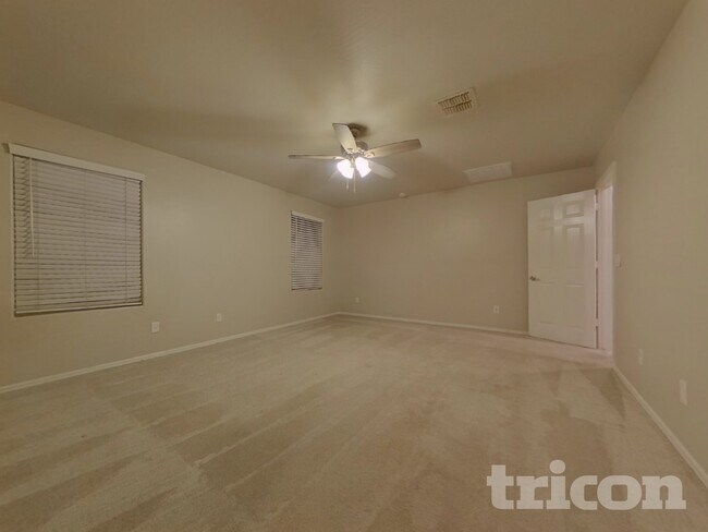 Building Photo - 16221 W La Ventilla Way