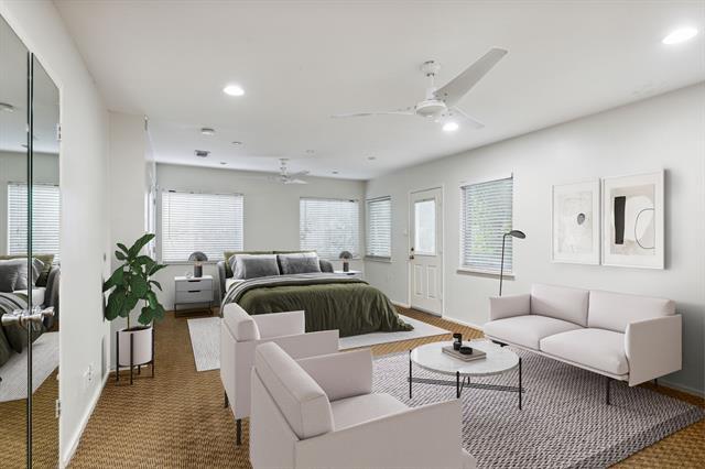 Building Photo - 5102 W Mockingbird Ln