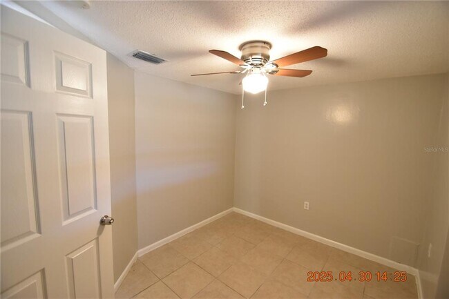 Building Photo - 3221 Topp Dr