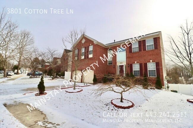 Building Photo - Beautiful 5 Bedroom SFH in Family Friendly...