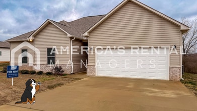 Building Photo - Modern Single Level Living in Eastaboga, AL!