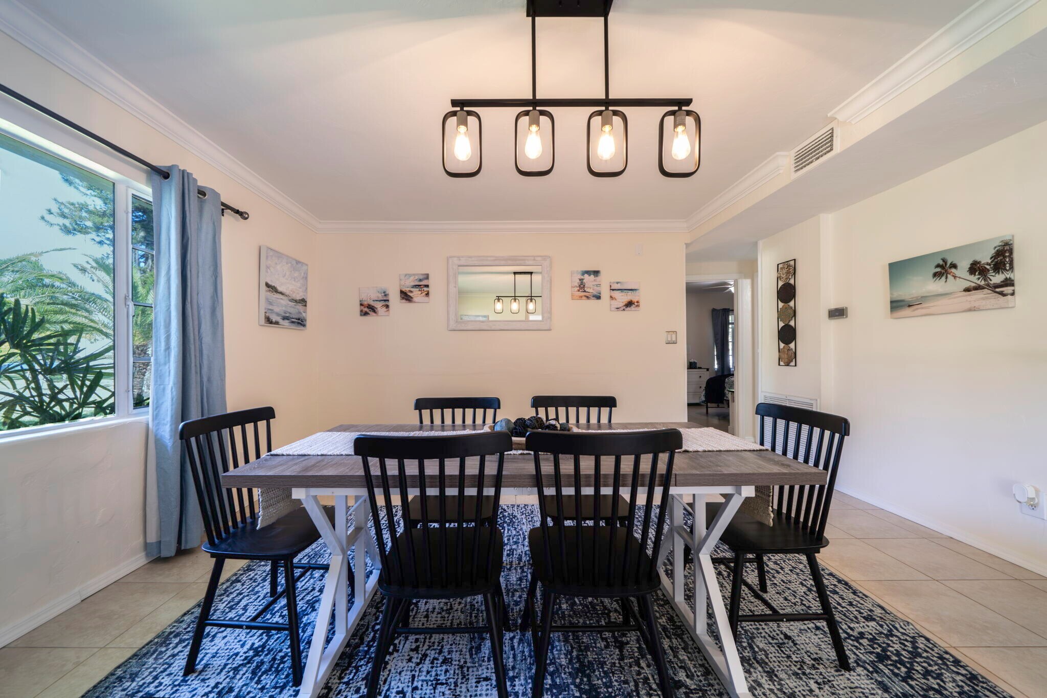 Building Photo - 4464 E Riverside Dr