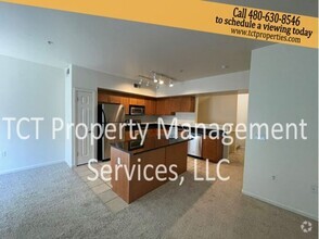 Building Photo - Two Bedroom Condo nestled in Parkside