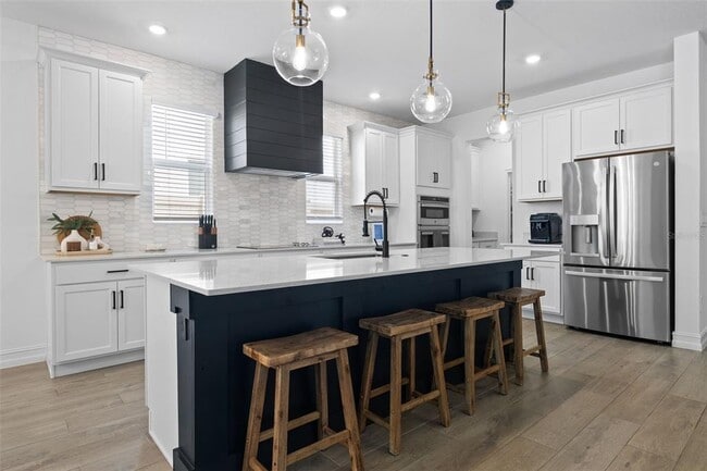 Building Photo - 18362 Serene Lk Lp
