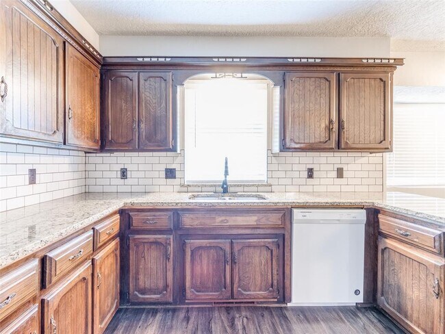 Building Photo - 1426 Pheasant Run Ct