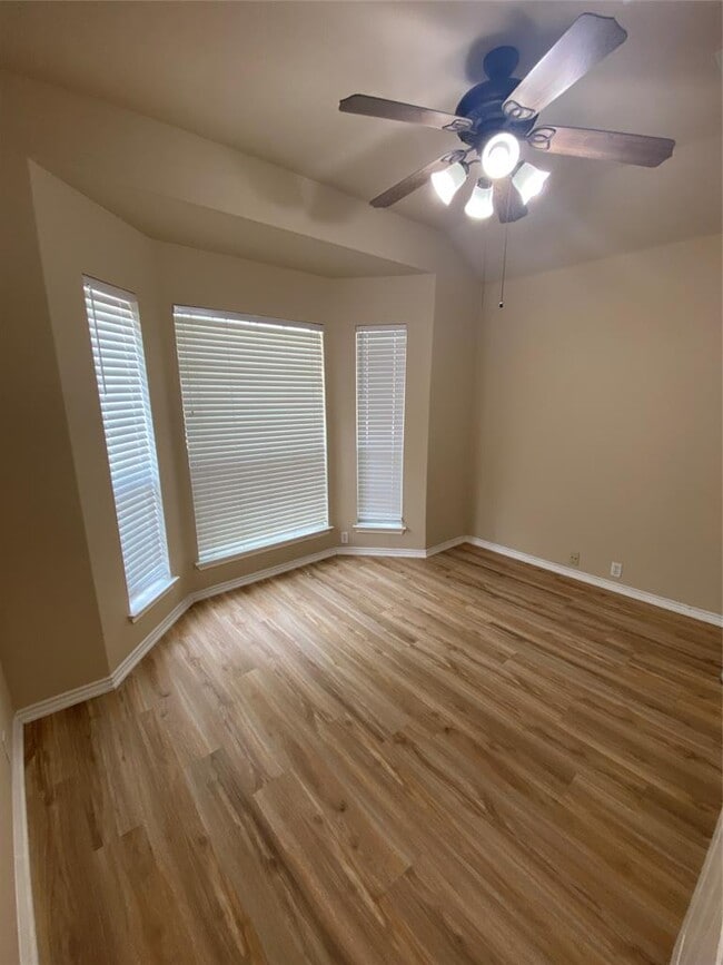 Building Photo - 2307 Paradise Ridge Dr