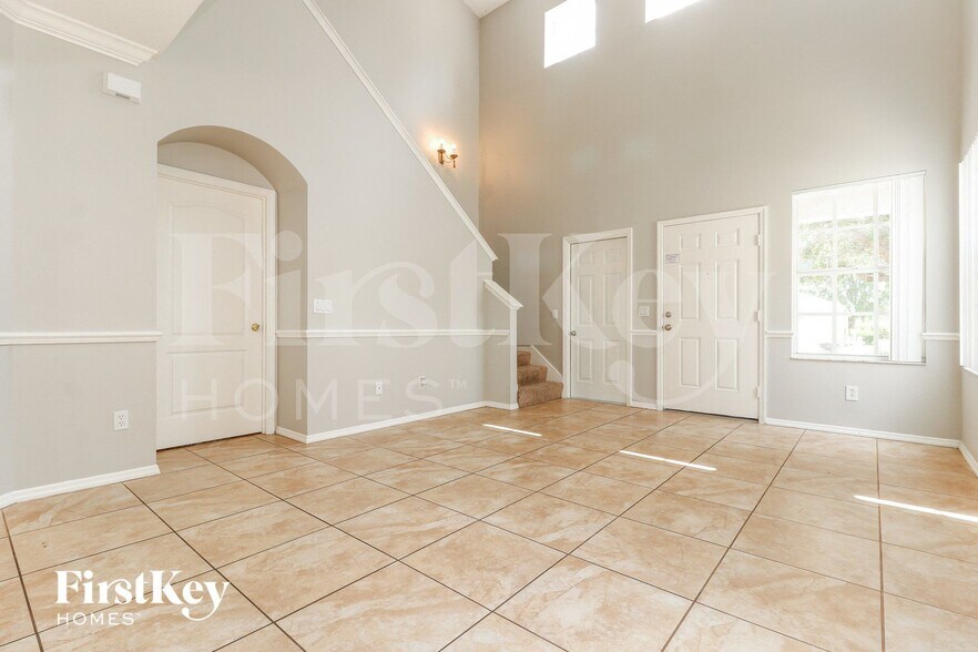 Building Photo - 18019 Birdwater Dr