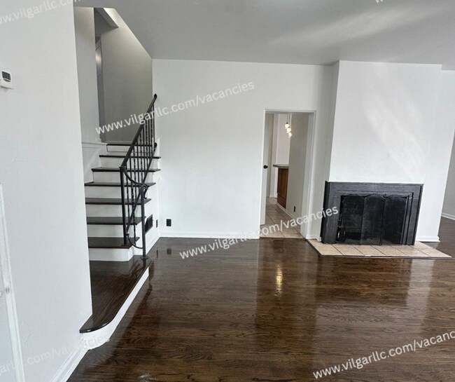 Building Photo - Newly Renovated 4 Bedroom • 2- Bathroom 3 story Home