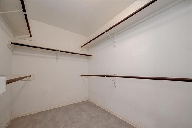 Building Photo - 2911 Killdeer Ln