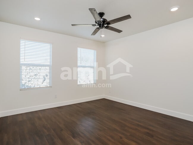 Building Photo - 6517 Enlightenment Dr