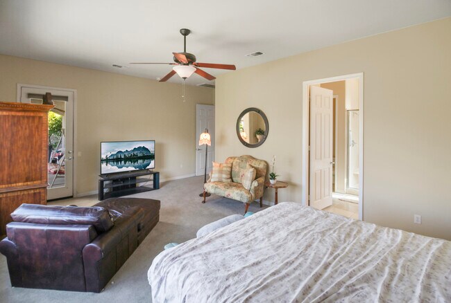 Building Photo - 40433 Corte San Carlos