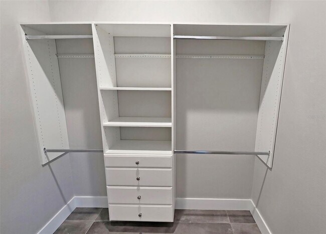 Building Photo - Bold Contemporary Sarasota Luxury Home. 4 Beds/ 4 Baths. Private Pool and Summer Grill.