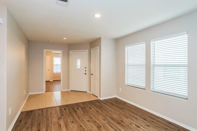 Building Photo - 9614 Brandon Rock Lane
