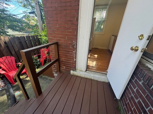 Building Photo - Available August 1, 2025; Lease will end J...