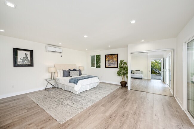 Building Photo - 3420 Blair Dr