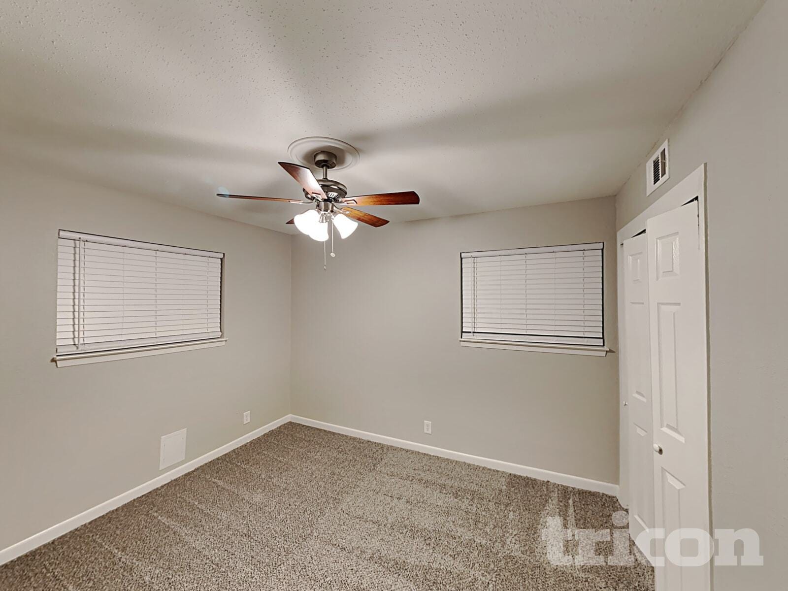 Building Photo - 1133 Norwood Dr