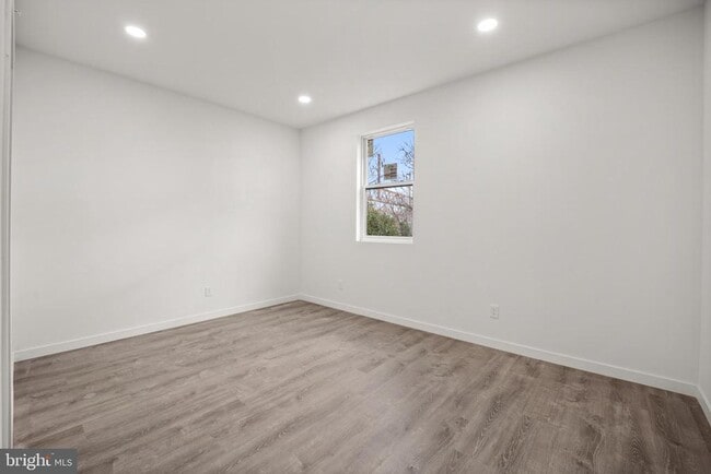 Building Photo - 3623 N 21st St