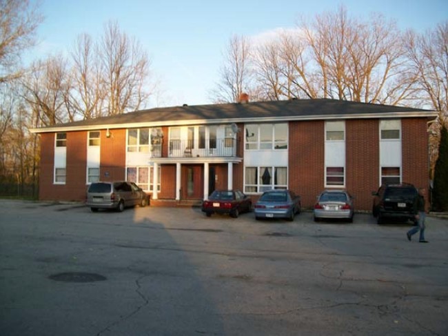 2035 Eastman Ave - 2025-2035 Eastman Ave