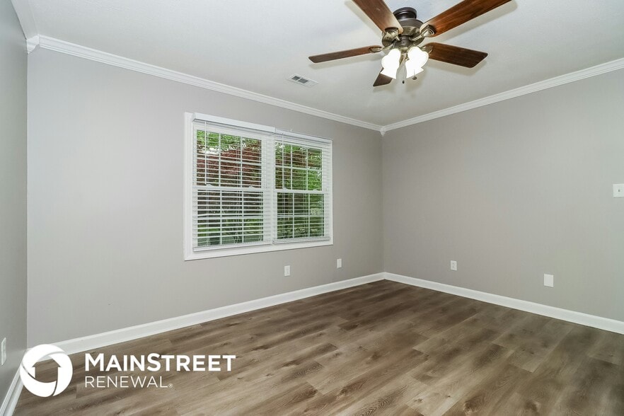 Building Photo - 1303 Bellingham Dr