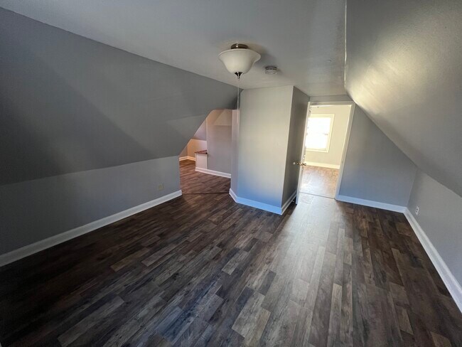 Building Photo - 26 Highland Ln
