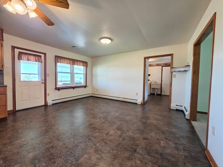 Building Photo - 154 Valley View Dr