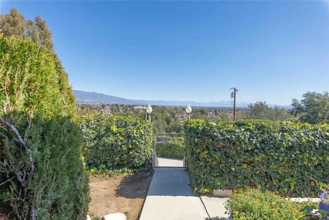 Building Photo - 7710 Valle Vista Dr