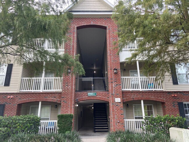 Building Photo - 2834 Bloomfield Ln