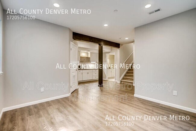 Building Photo - 11908 N Meade Ct