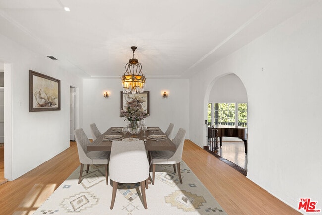 Building Photo - 2901 Angus St