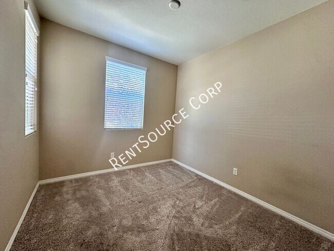 Building Photo - 28390 Esplanada Dr