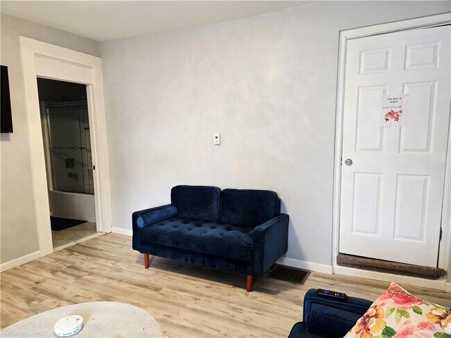 Building Photo - 2366 Spencerport Rd