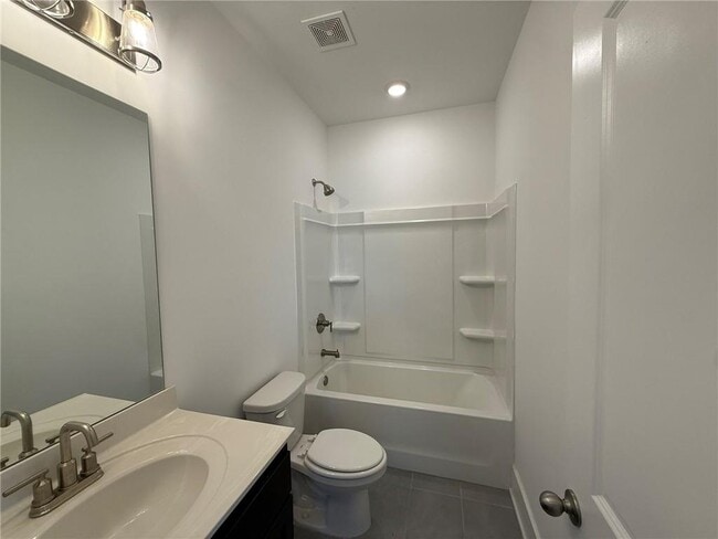 Building Photo - 1645 Aeslin Dr NW