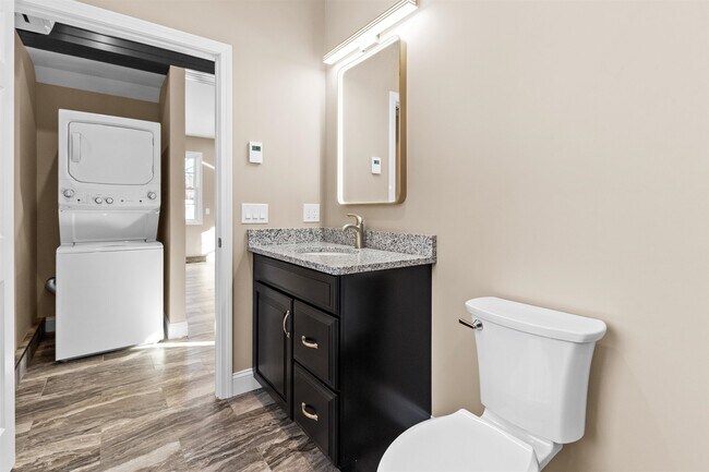 Building Photo - 6 Latchkey Ln