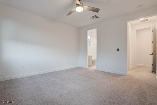 Building Photo - 230 Carmel Sky St