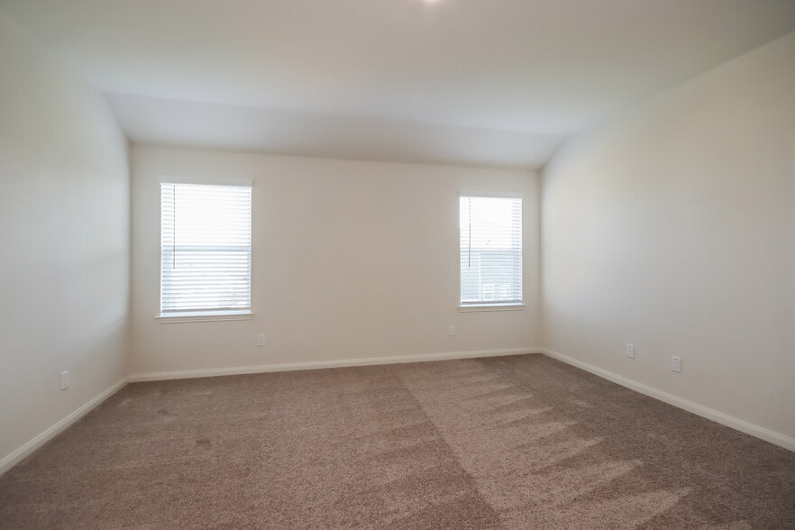 Building Photo - 8414 Bermuda Blue Rd