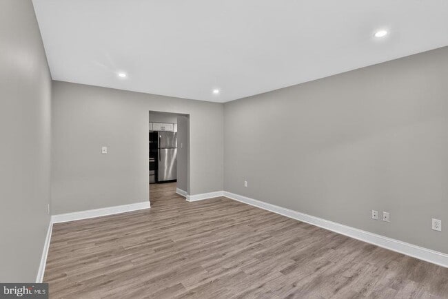 Building Photo - 1807 Silver Ct