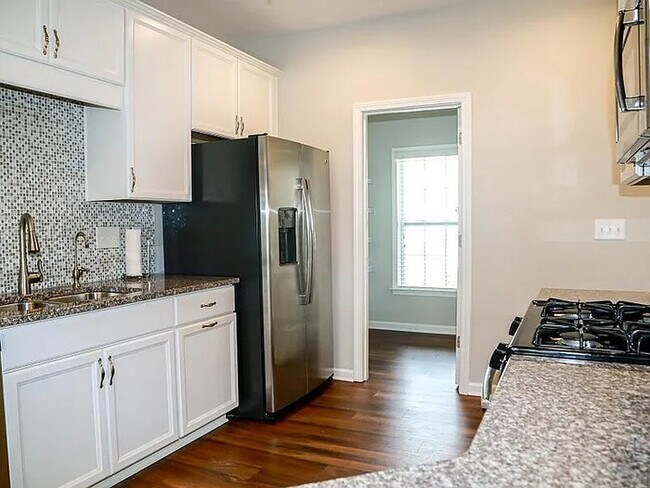 Building Photo - Earn Wealth While Leasing - Like a Homeowner - Lease to Own