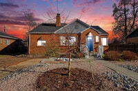 Building Photo - 3030 Monroe St