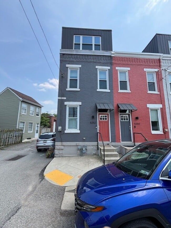 Building Photo - Beautiful Home for Rent