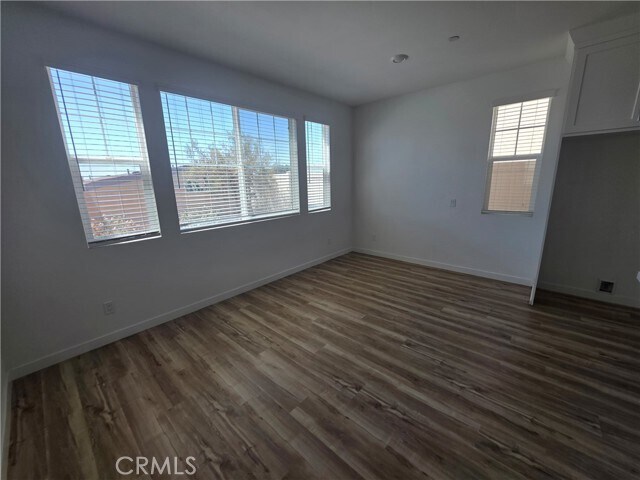 Building Photo - 2860 Sapphire Rd